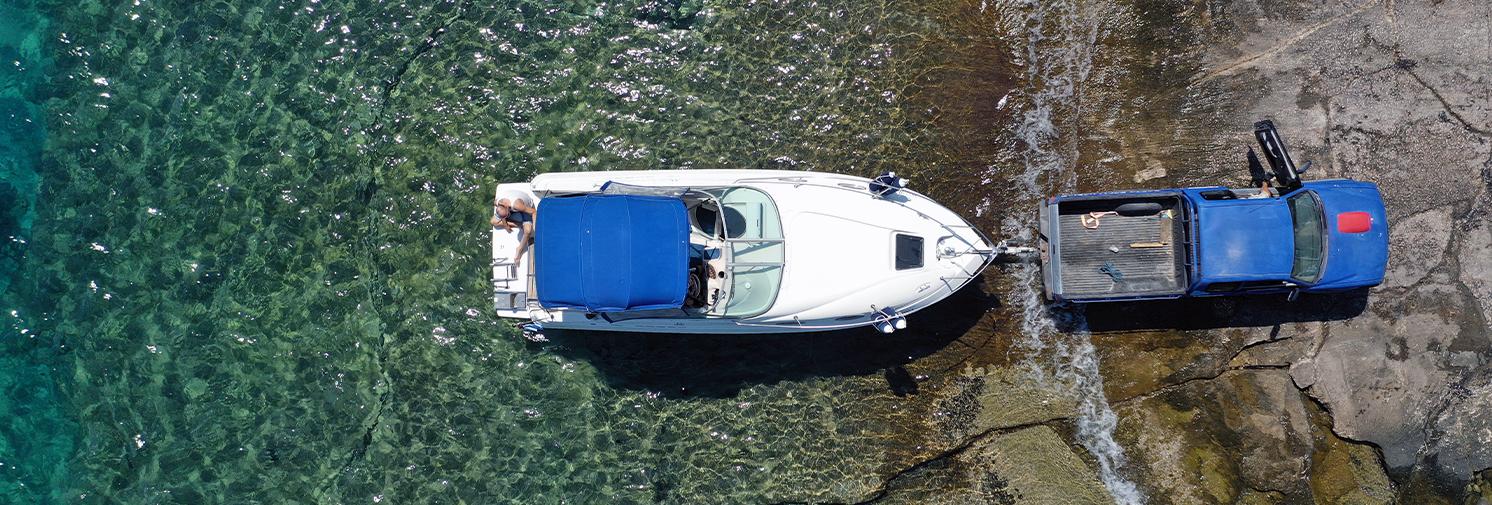 The Difference Between Gelcoat and Car Paint On The Spot Mobile